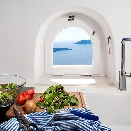 Ananda Infinity Firostefani