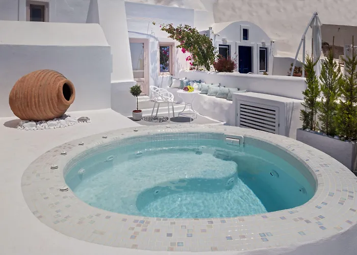 Ananda Infinity Firosztefáni